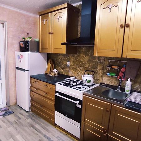Міні Квартал Hotel Yahotyn Eksteriør billede