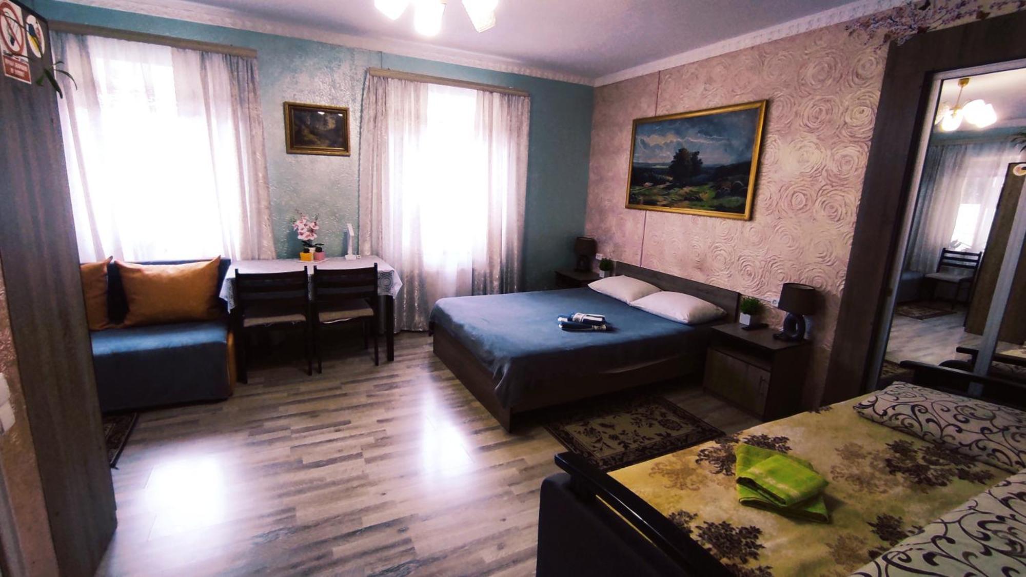 Міні Квартал Hotel Yahotyn Eksteriør billede