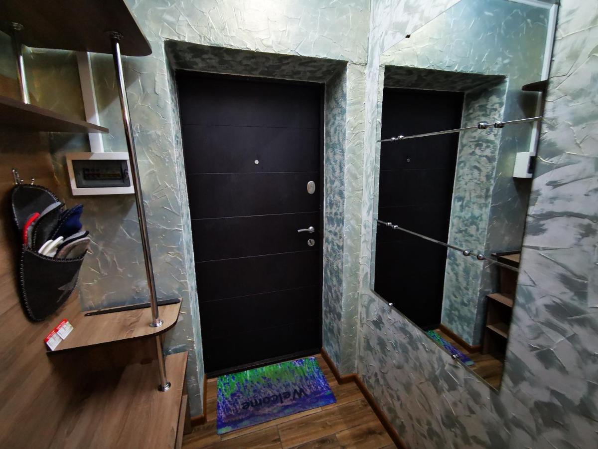 Міні Квартал Hotel Yahotyn Eksteriør billede